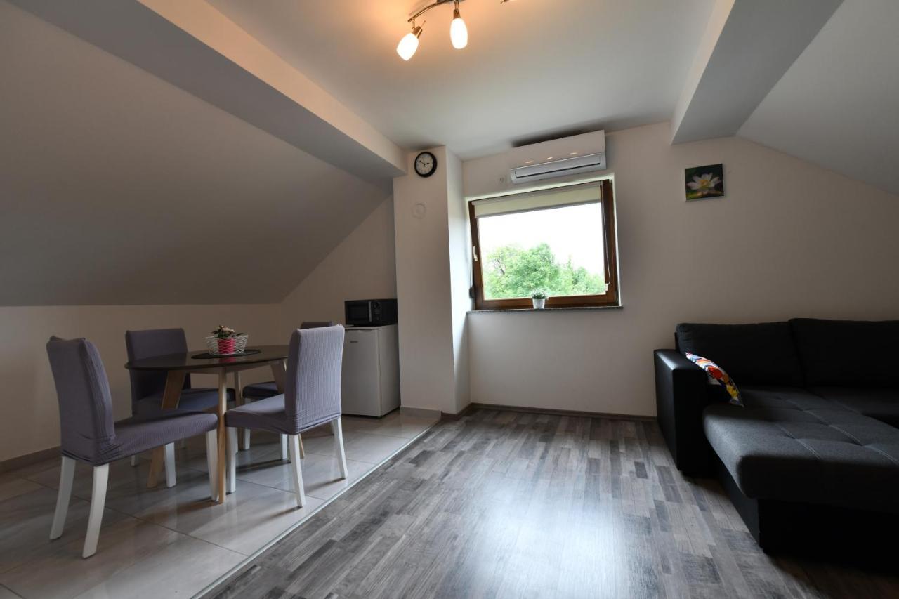 Apartman Mate Раковица Екстер'єр фото