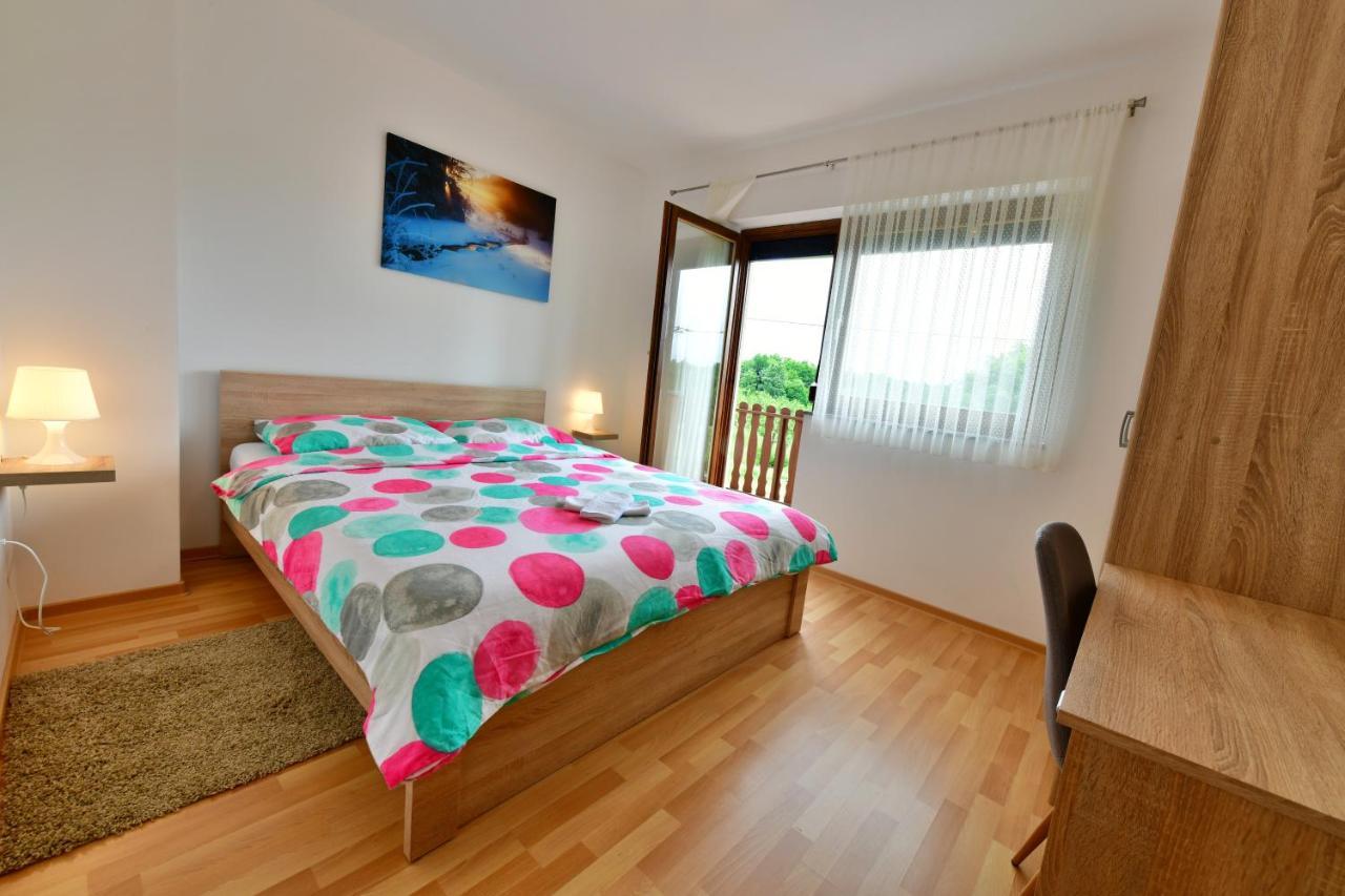 Apartman Mate Раковица Екстер'єр фото